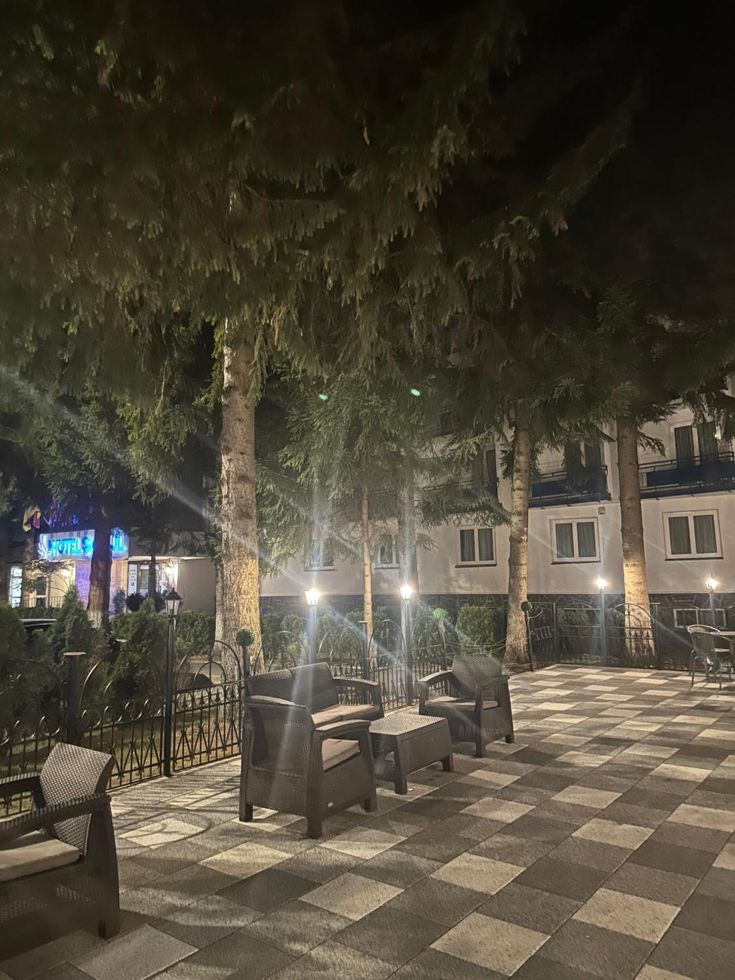 Hotel Soimul Braşov Buitenkant foto