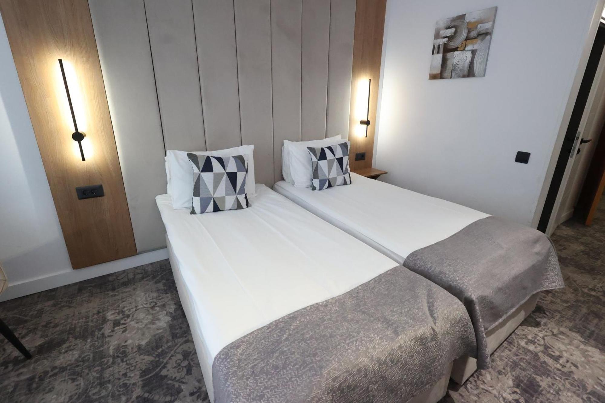 Hotel Soimul Braşov Buitenkant foto