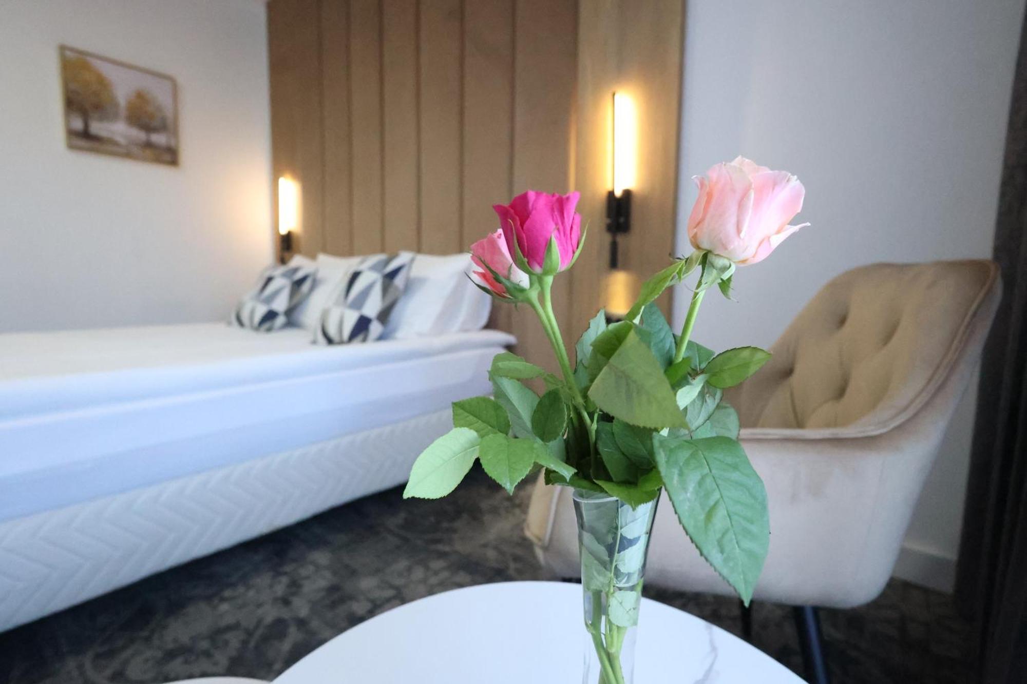 Hotel Soimul Braşov Buitenkant foto